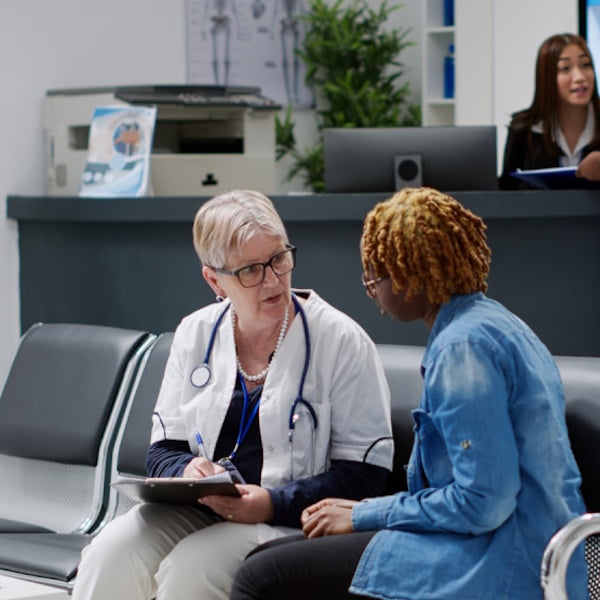 Healthcare example, photo showing medical consutlation